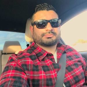 Meet your Posher, Christopher